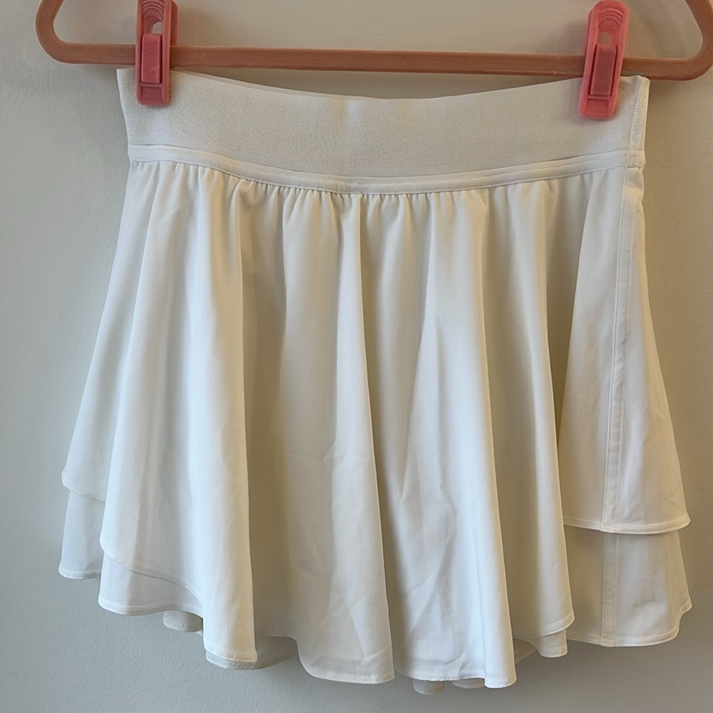 Lululemon Court Rival Skirt Size 6 Long in White - Picture 3 of 3